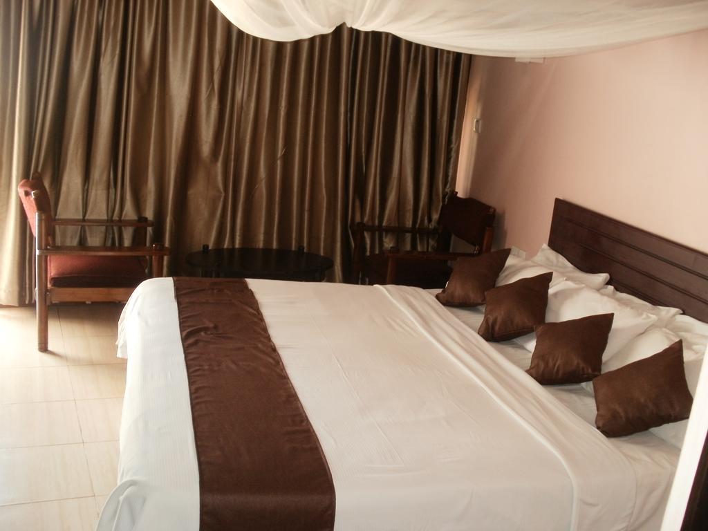 Morogoro Hotel Exterior photo