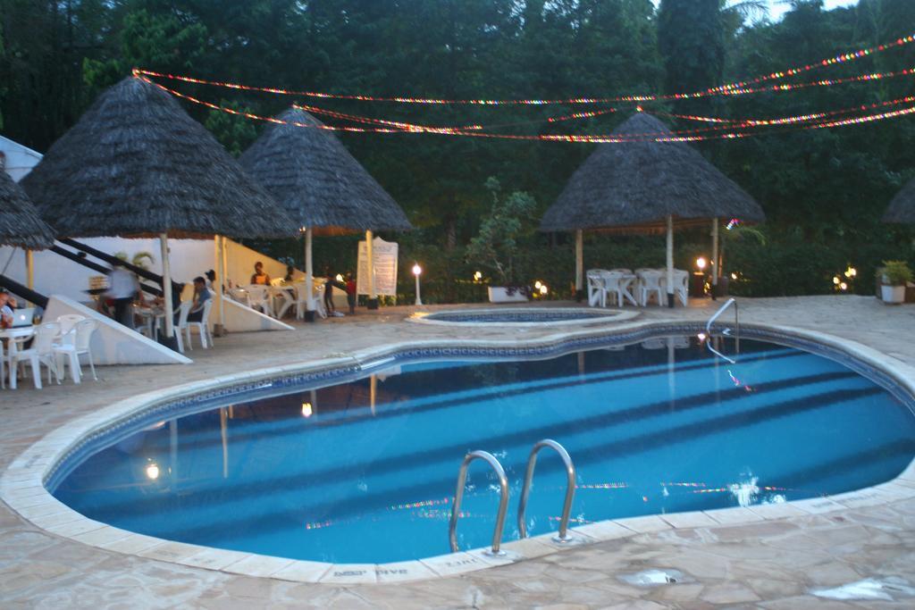 Morogoro Hotel Exterior photo