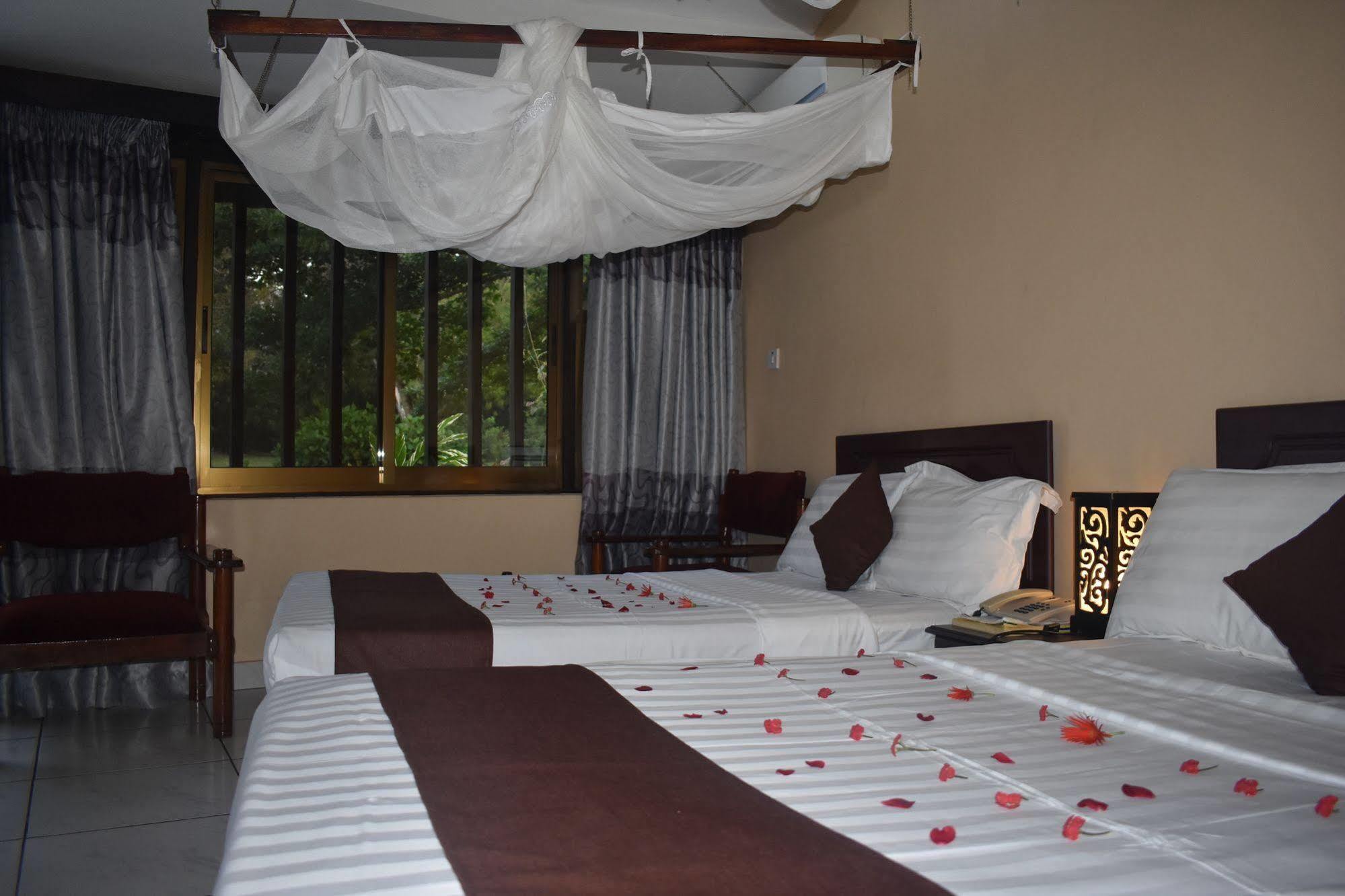 Morogoro Hotel Exterior photo